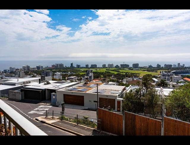 3 BEDROOM HOUSE FOR SALE IN GREEN POINT